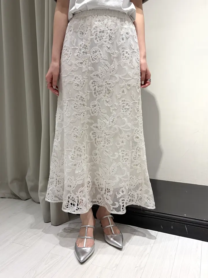 GRACE CONTINENTAL kobayashi コーディネート画像