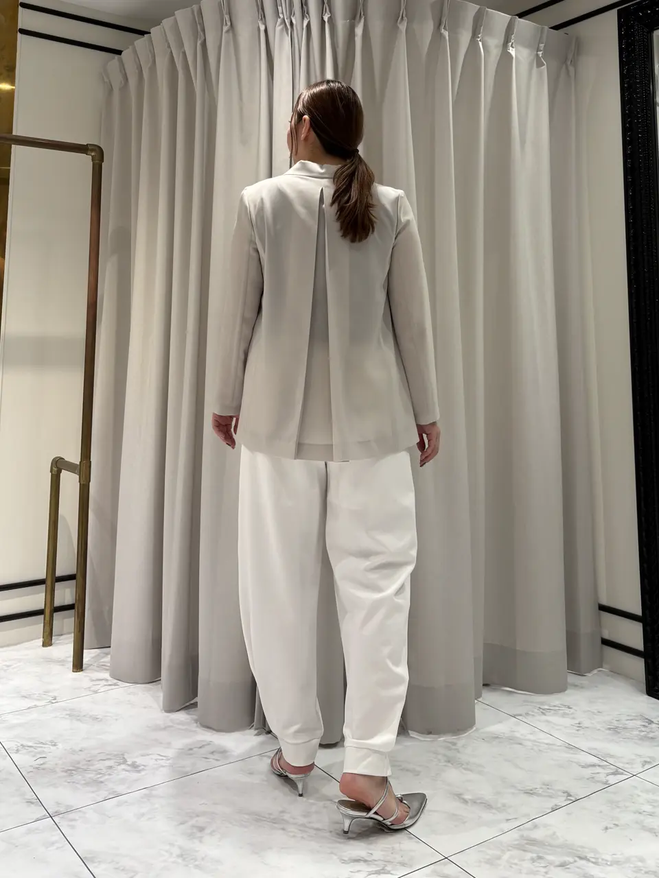 GRACE CONTINENTAL 泉　敦子 コーディネート画像