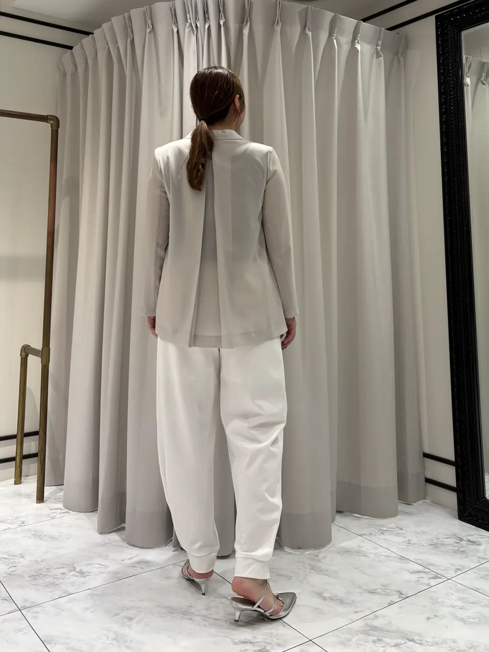 GRACE CONTINENTAL 泉　敦子 コーディネート画像