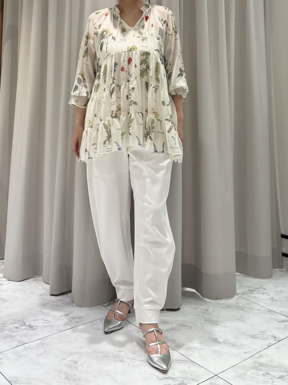  泉　敦子 コーディネート画像