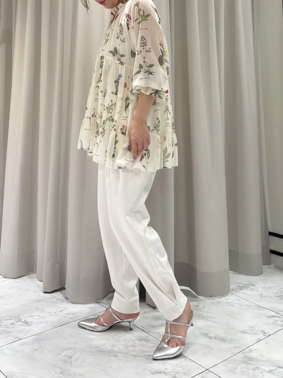 GRACE CONTINENTAL 泉　敦子 コーディネート画像