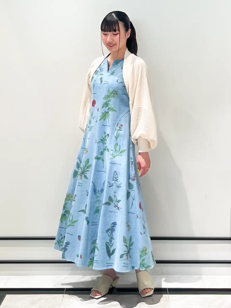 GRACE CONTINENTAL CHISAKO.S コーディネート画像