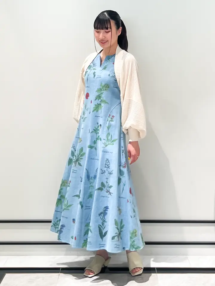 GRACE CONTINENTAL CHISAKO.S コーディネート画像