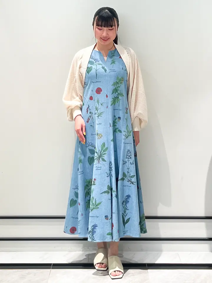 GRACE CONTINENTAL CHISAKO.S コーディネート画像