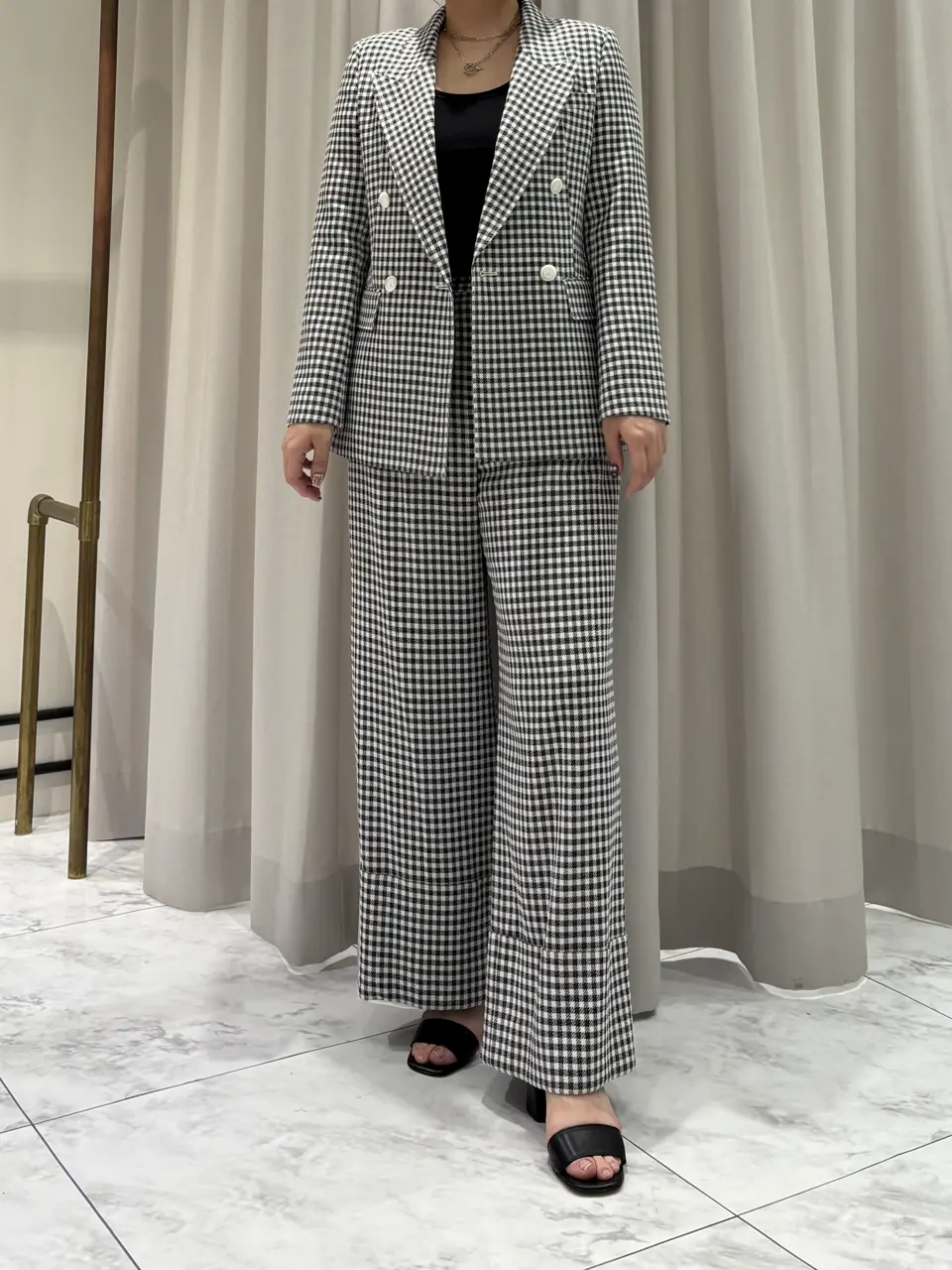  泉　敦子 コーディネート画像