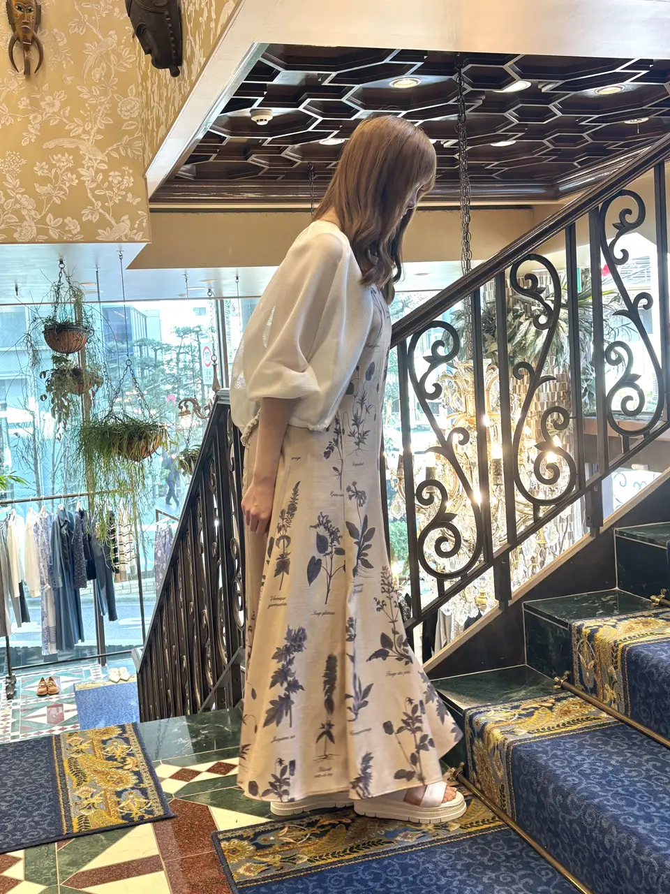 GRACE CONTINENTAL adachi miyuki コーディネート画像