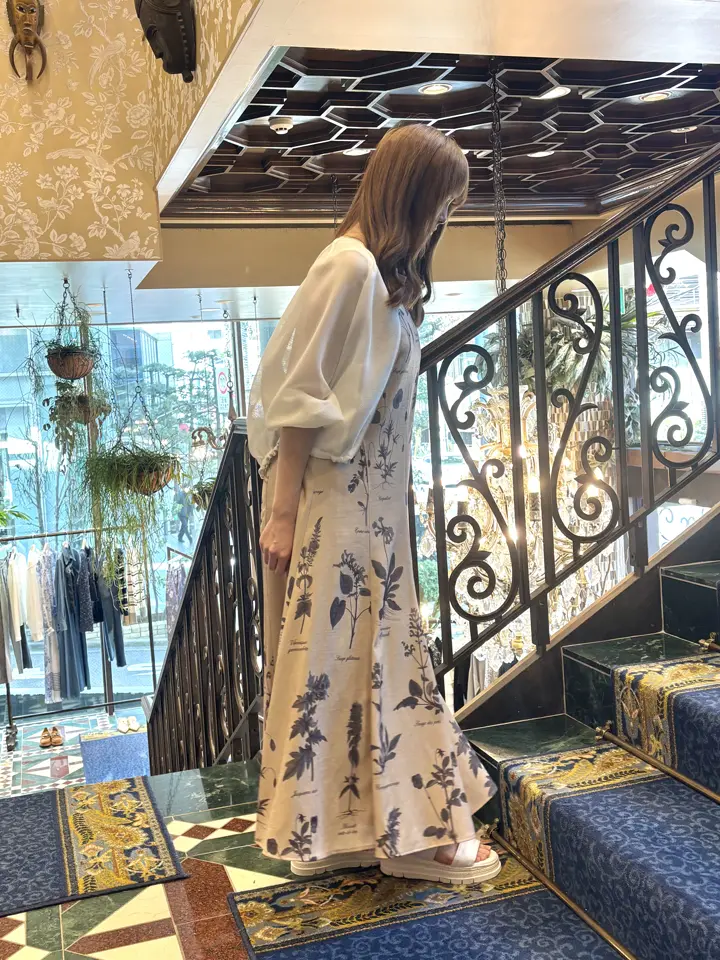 GRACE CONTINENTAL adachi miyuki コーディネート画像