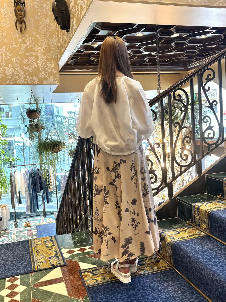 GRACE CONTINENTAL adachi miyuki コーディネート画像