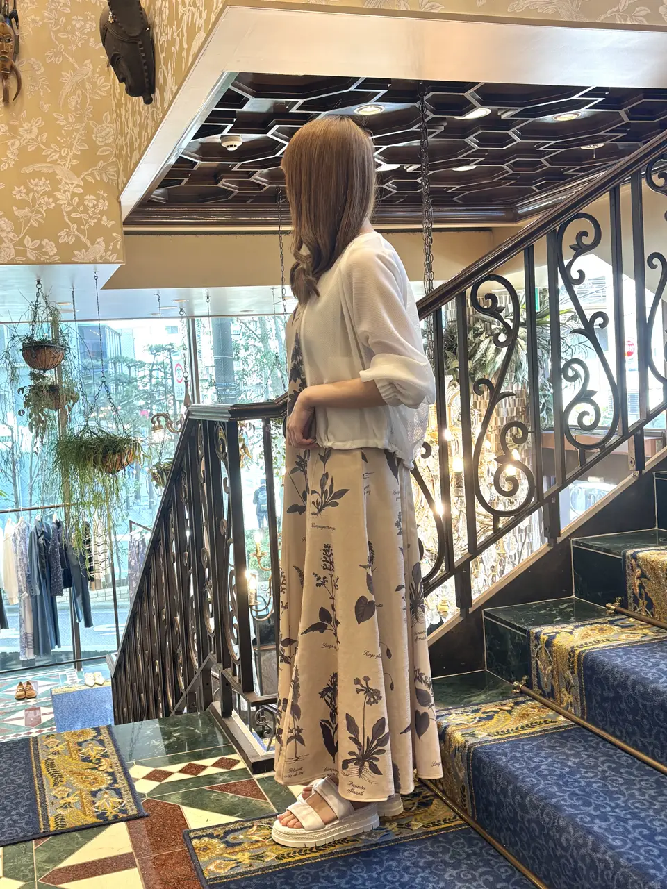 GRACE CONTINENTAL adachi miyuki コーディネート画像