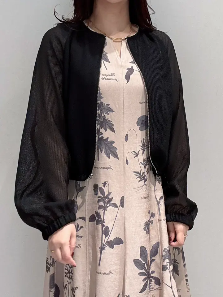 GRACE CONTINENTAL MOMOKO コーディネート画像