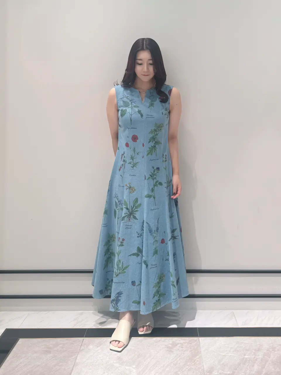 GRACE CONTINENTAL MOMOKO コーディネート画像