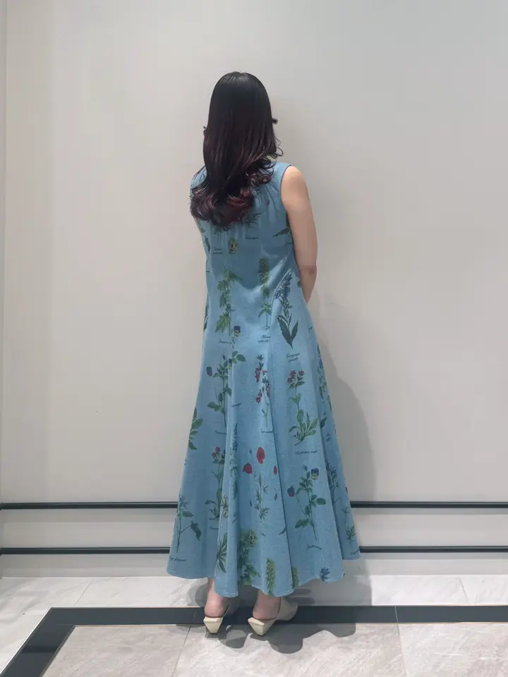 GRACE CONTINENTAL MOMOKO コーディネート画像