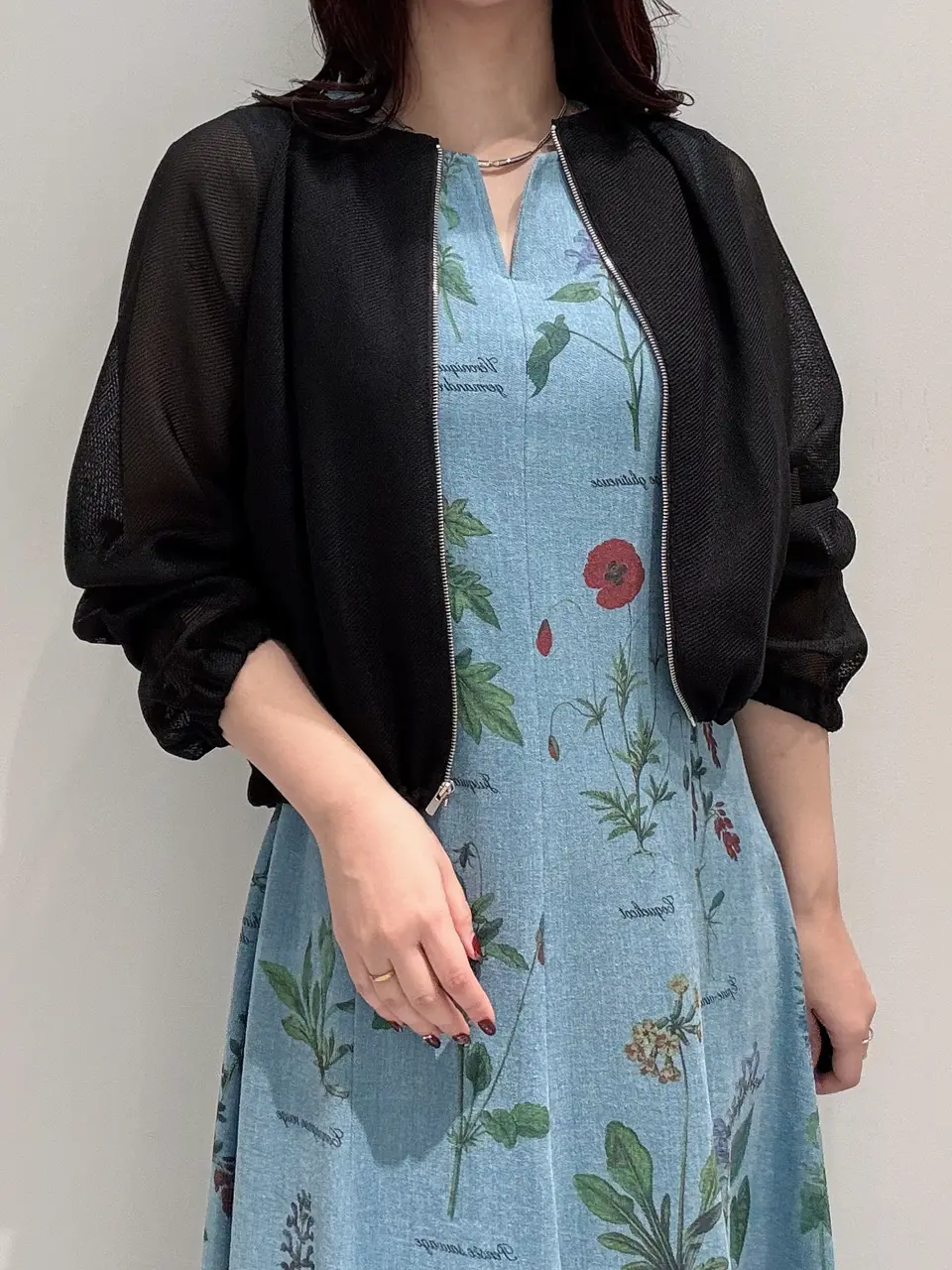 GRACE CONTINENTAL MOMOKO コーディネート画像