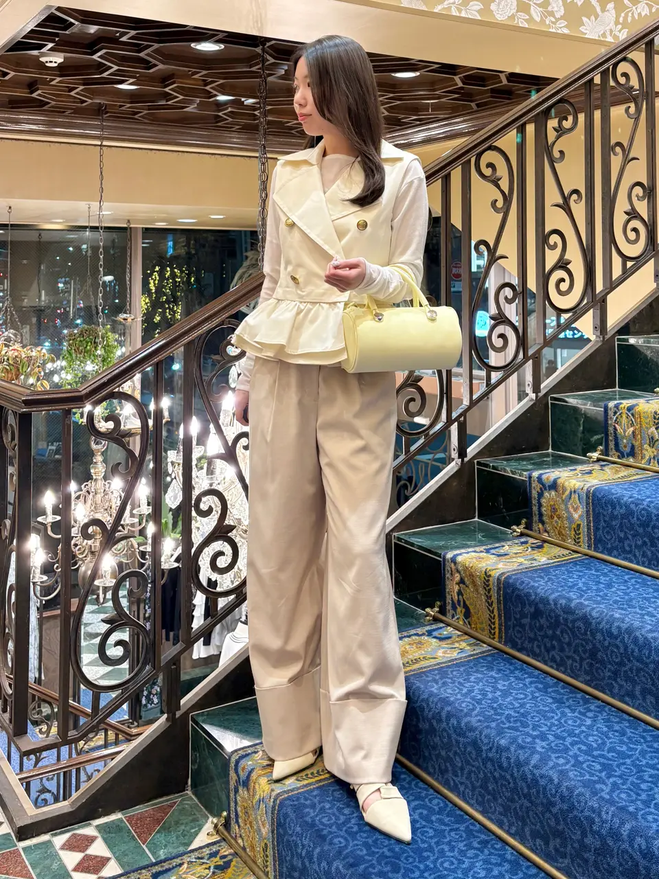  Shiori コーディネート画像