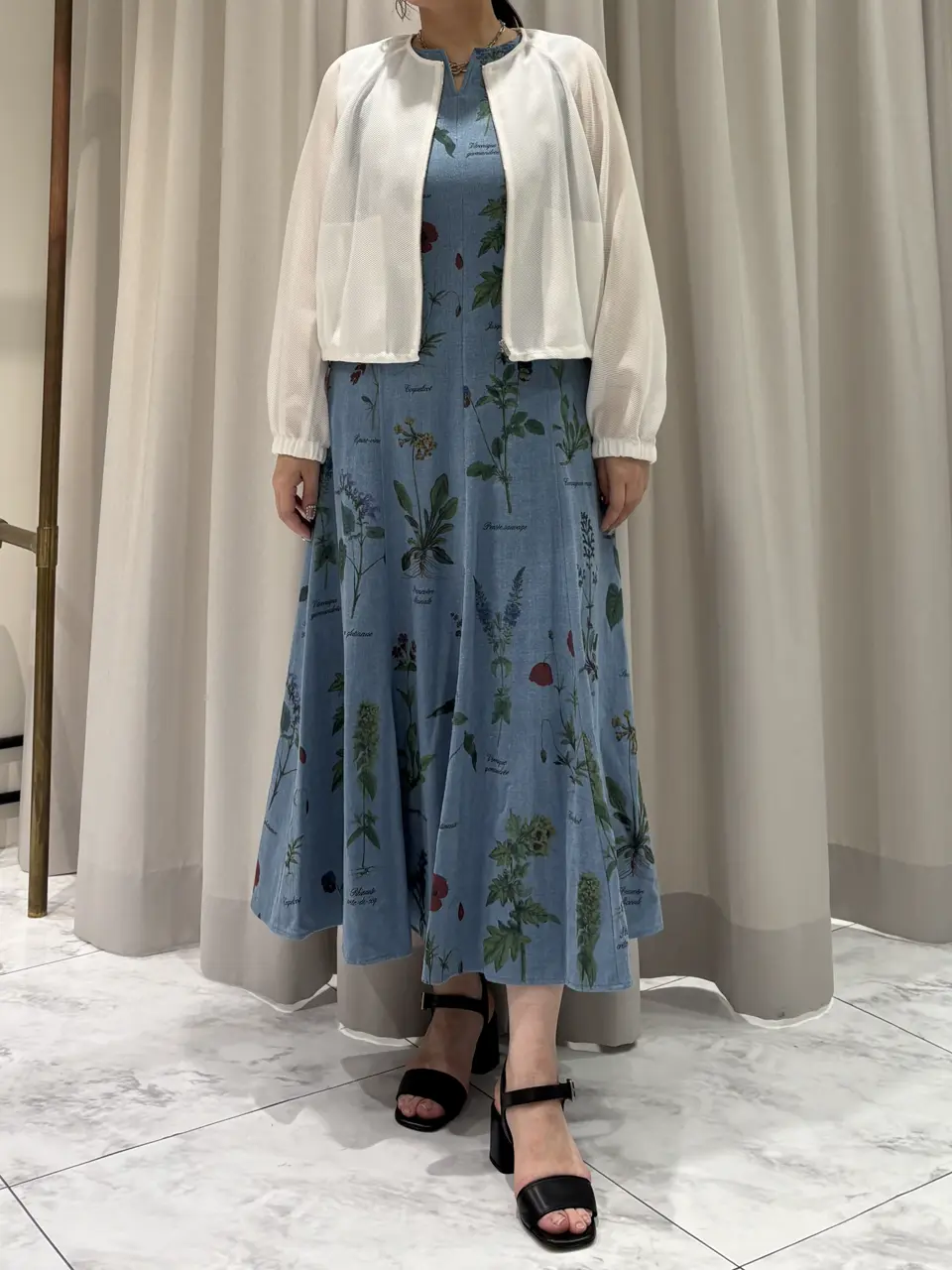 GRACE CONTINENTAL 泉　敦子 コーディネート画像