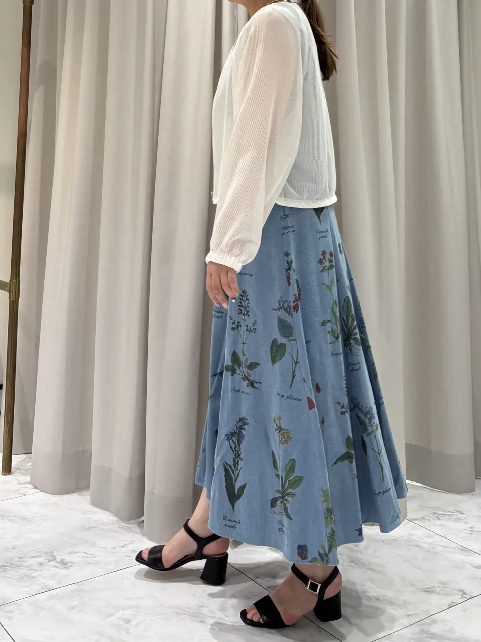 GRACE CONTINENTAL 泉　敦子 コーディネート画像