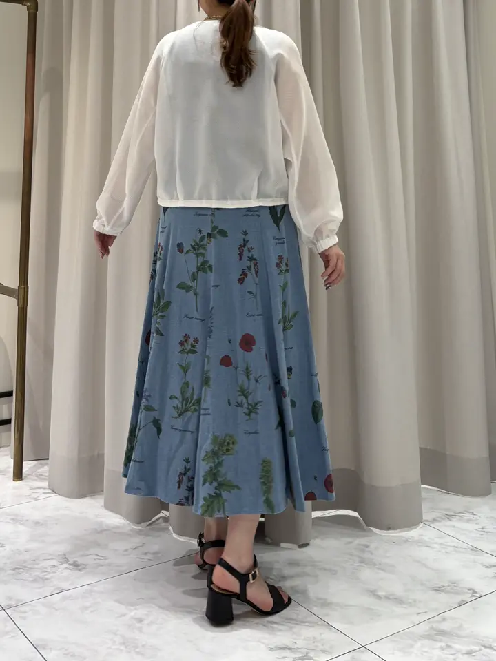 GRACE CONTINENTAL 泉　敦子 コーディネート画像