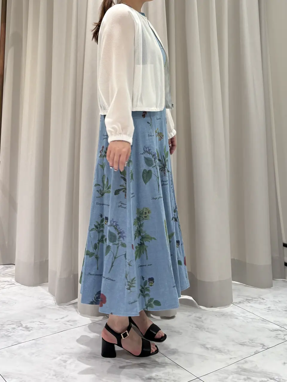 GRACE CONTINENTAL 泉　敦子 コーディネート画像