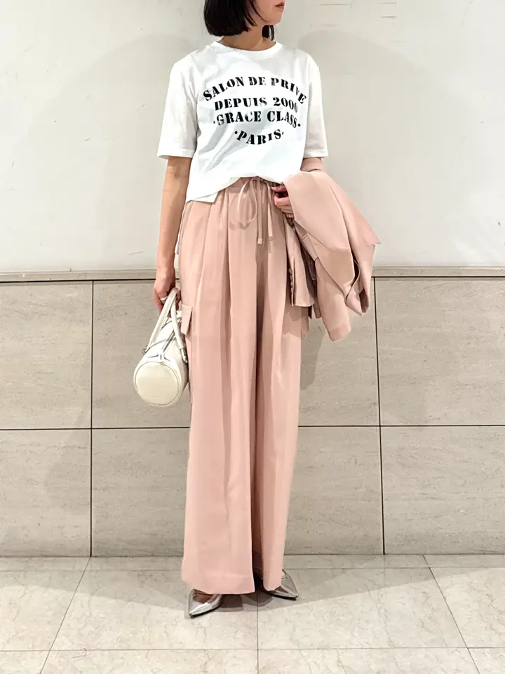 GRACE CONTINENTAL 伊藤　静華 コーディネート画像