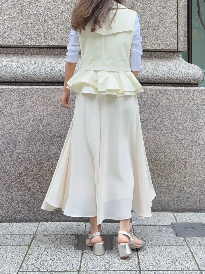 GRACE CONTINENTAL yukimi yonee コーディネート画像