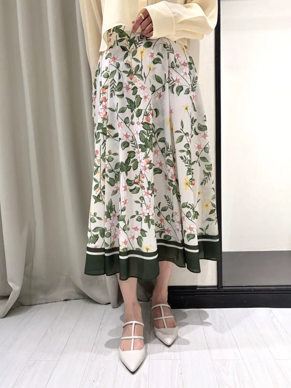 GRACE CONTINENTAL 亀田 未希 コーディネート画像