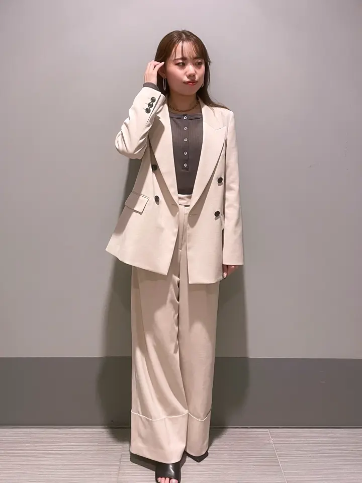 GRACE CONTINENTAL 細川　もなみ コーディネート画像