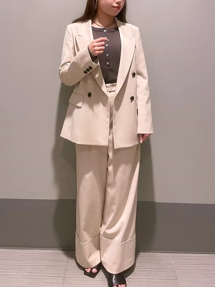 GRACE CONTINENTAL 細川　もなみ コーディネート画像