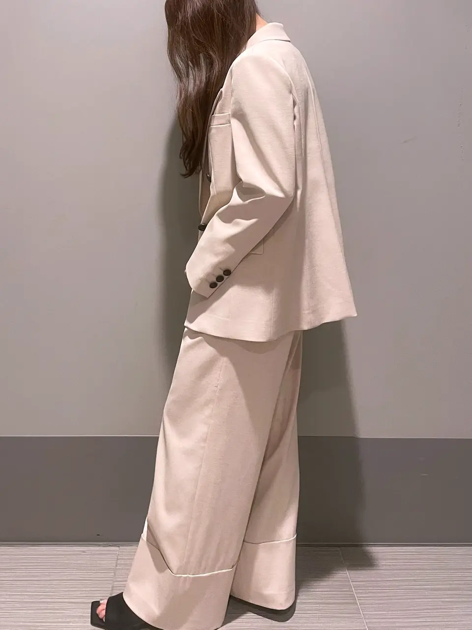 GRACE CONTINENTAL 細川　もなみ コーディネート画像