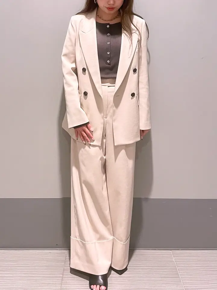 GRACE CONTINENTAL 細川　もなみ コーディネート画像