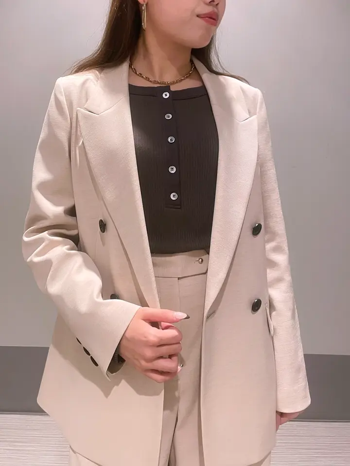 GRACE CONTINENTAL 細川　もなみ コーディネート画像