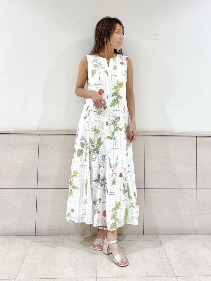 GRACE CONTINENTAL yukimi yonee コーディネート画像