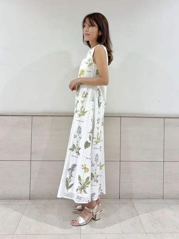 GRACE CONTINENTAL yukimi yonee コーディネート画像