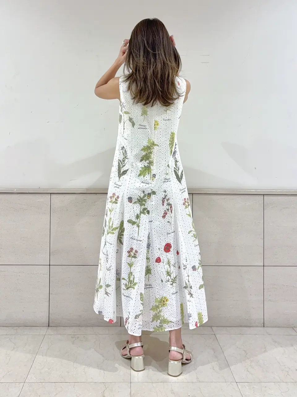 GRACE CONTINENTAL yukimi yonee コーディネート画像