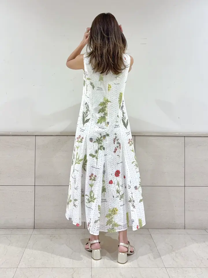 GRACE CONTINENTAL yukimi yonee コーディネート画像