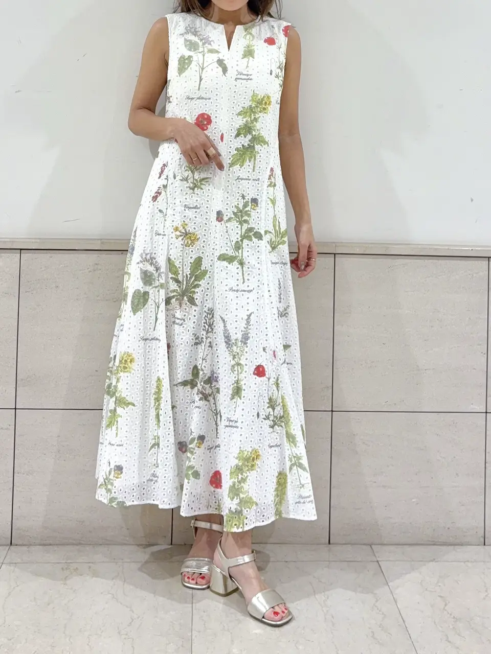 GRACE CONTINENTAL yukimi yonee コーディネート画像