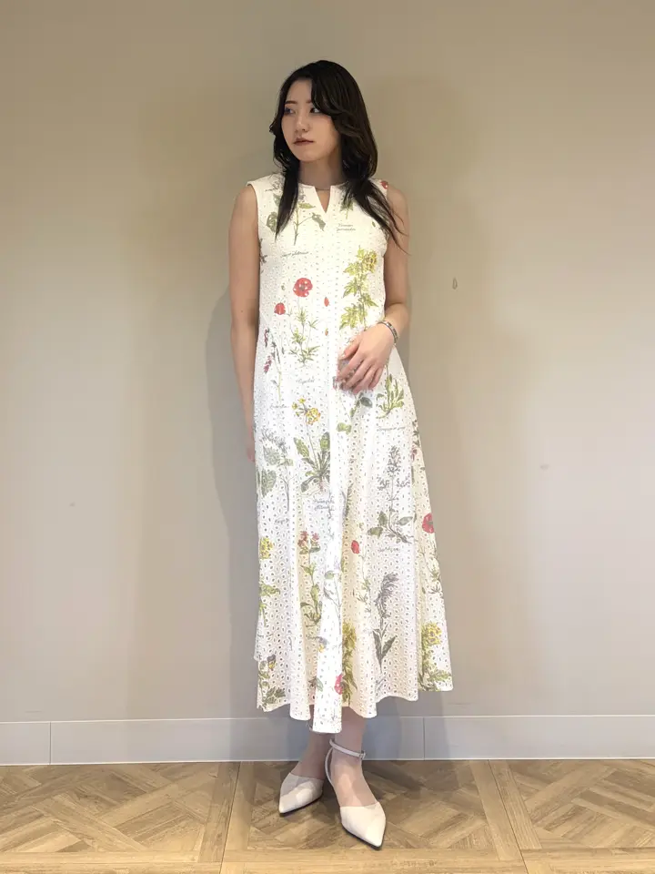 GRACE CONTINENTAL 𝙆𝙄𝙈𝙐 コーディネート画像