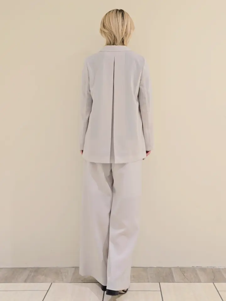 GRACE CONTINENTAL isono yui コーディネート画像