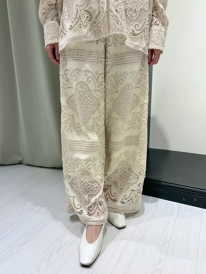 GRACE CONTINENTAL Abe コーディネート画像