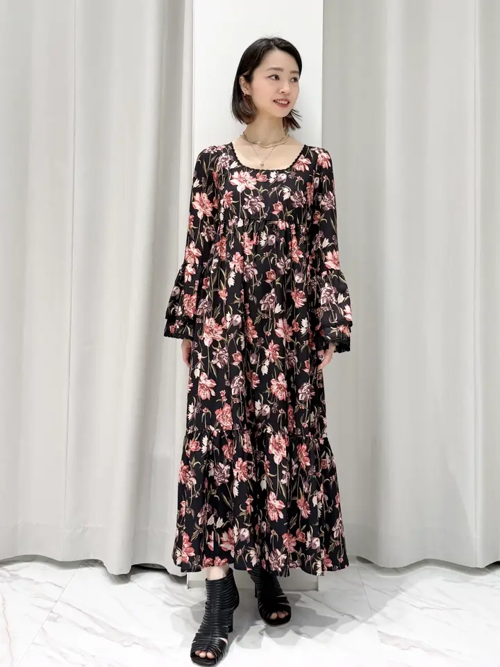 GRACE CONTINENTAL yuri コーディネート画像