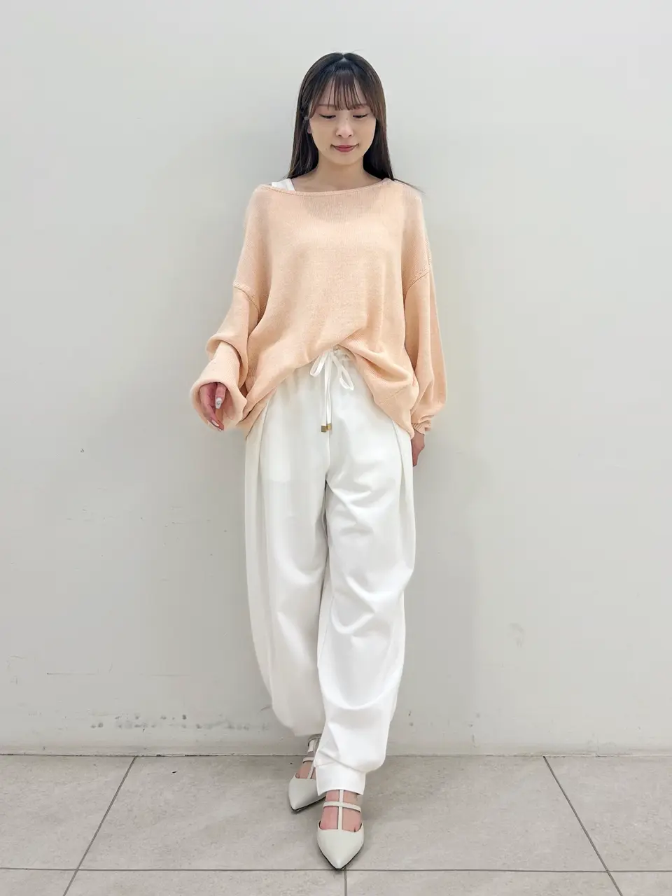 GRACE CONTINENTAL Miu Akamatsu コーディネート画像