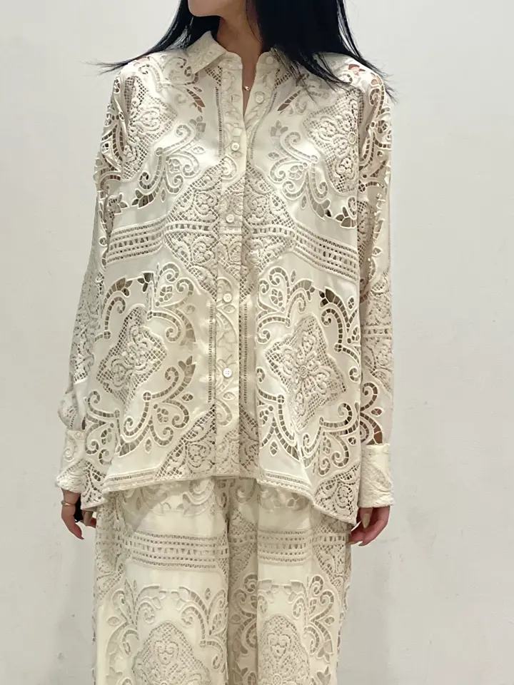 GRACE CONTINENTAL yoshi コーディネート画像