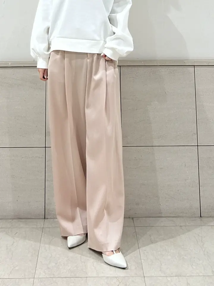 GRACE CONTINENTAL ERINA KATO コーディネート画像