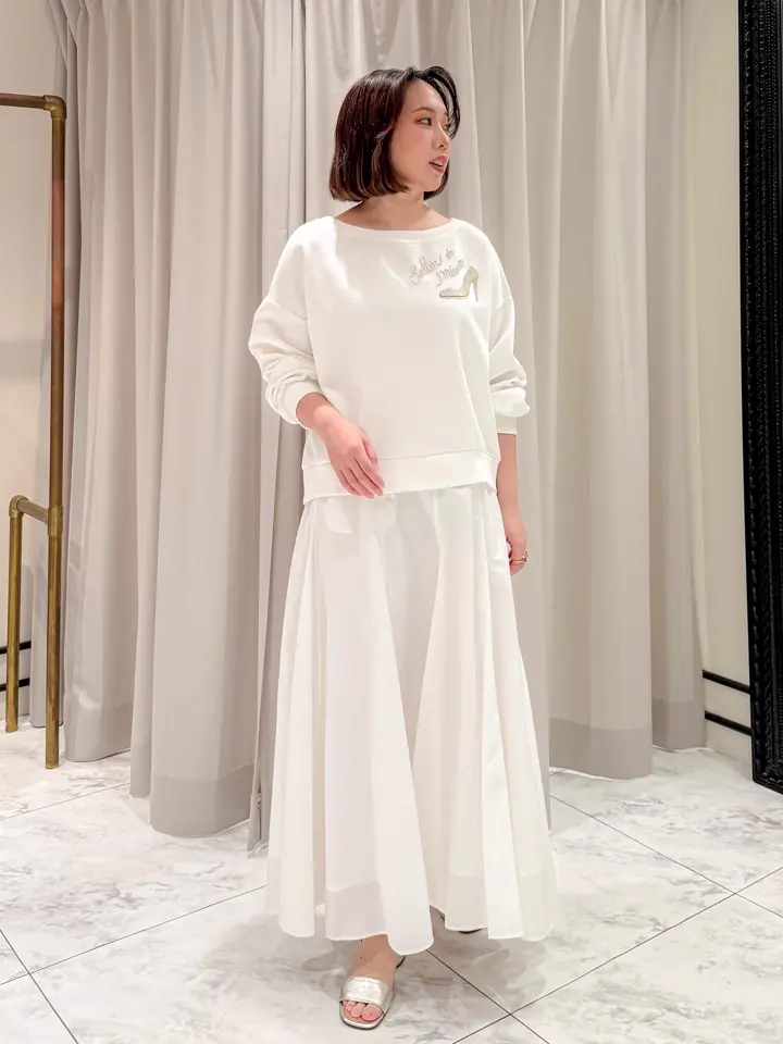 GRACE CONTINENTAL Adachi コーディネート画像