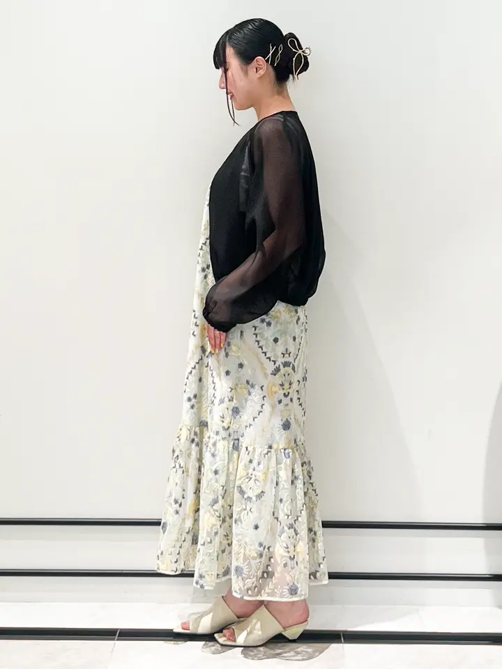 GRACE CONTINENTAL CHISAKO.S コーディネート画像