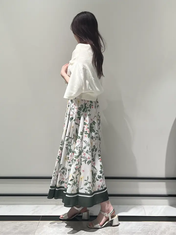 GRACE CONTINENTAL RIKO コーディネート画像