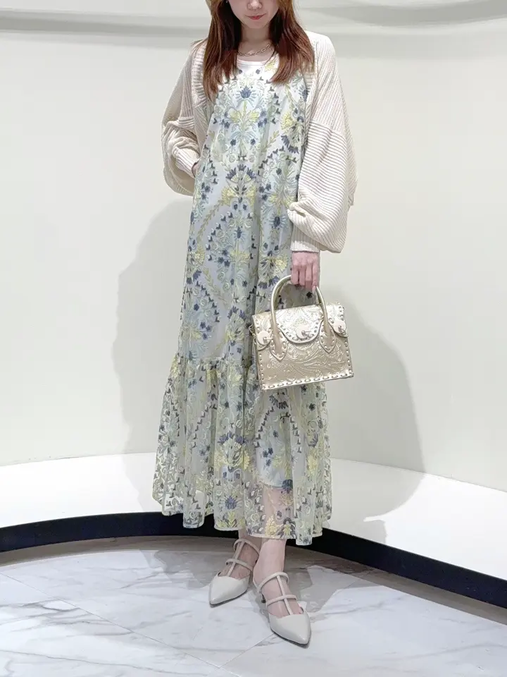 GRACE CONTINENTAL Suzuka コーディネート画像