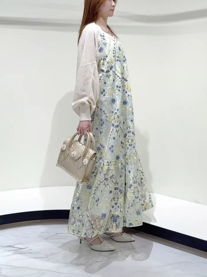 GRACE CONTINENTAL Suzuka コーディネート画像