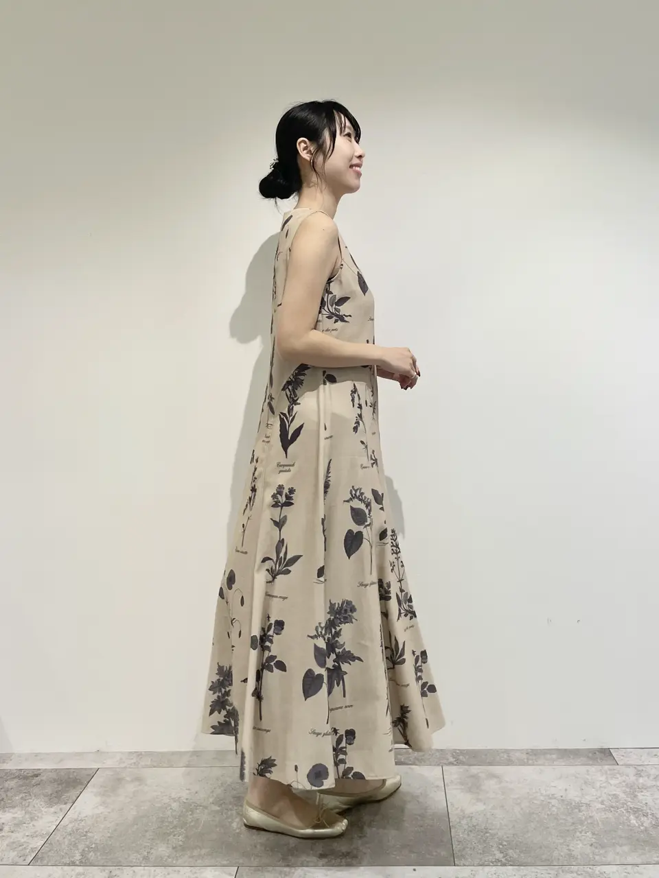 GRACE CONTINENTAL 端場 わかな コーディネート画像