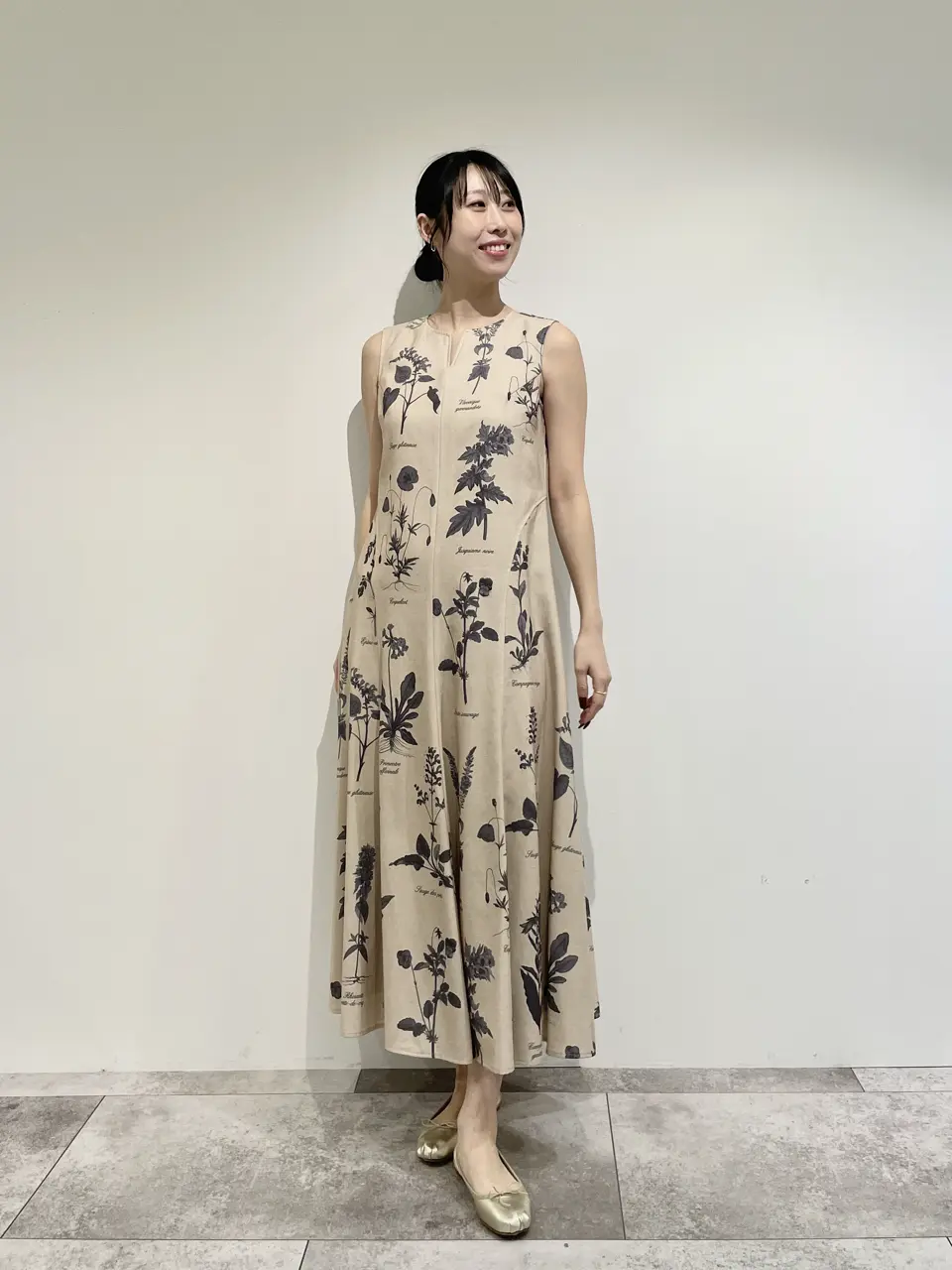 GRACE CONTINENTAL 端場 わかな コーディネート画像