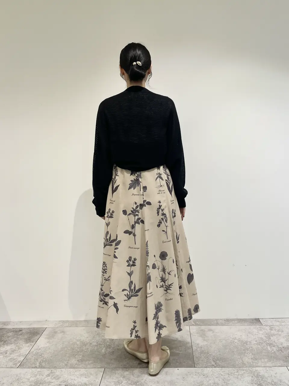 GRACE CONTINENTAL 端場 わかな コーディネート画像